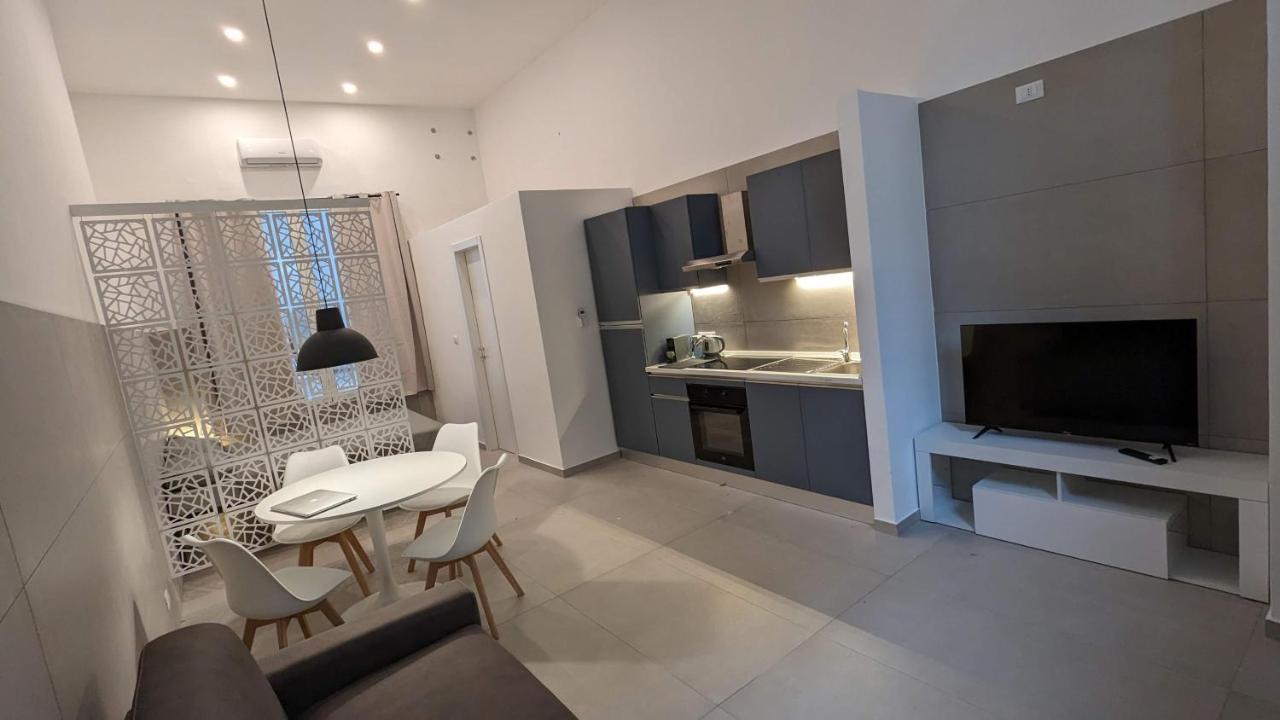Ferienwohnung Valona 101 - Elegant Loft Bari Exterior foto